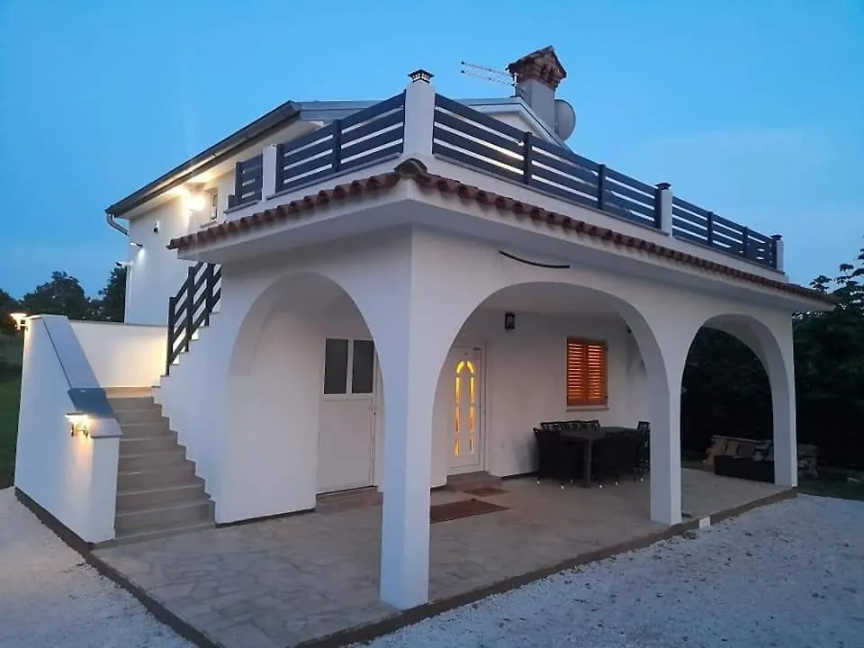 Holiday Apartment In Medulin With Terrace, Air Conditioning, Wifi, Washing Machine 5158-3