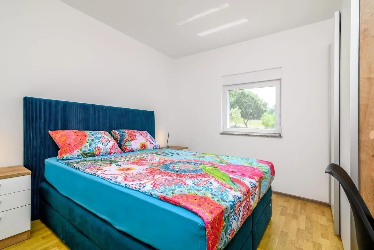 Holiday Apartment In Medulin With Terrace, Air Conditioning, Wifi, Washing Machine 5158-3 Croatia