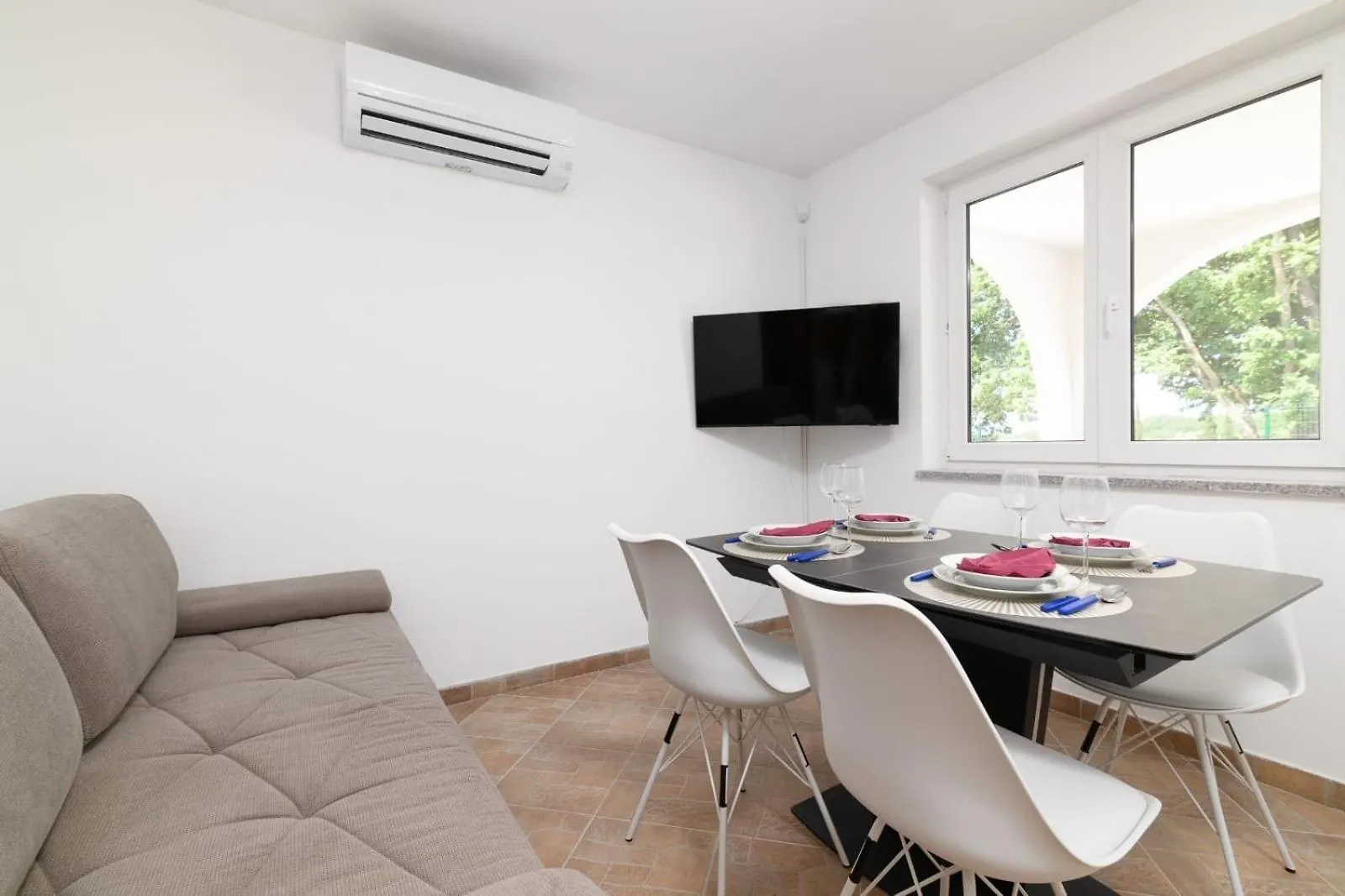 Holiday Apartment In Medulin With Terrace, Air Conditioning, Wifi, Washing Machine 5158-3