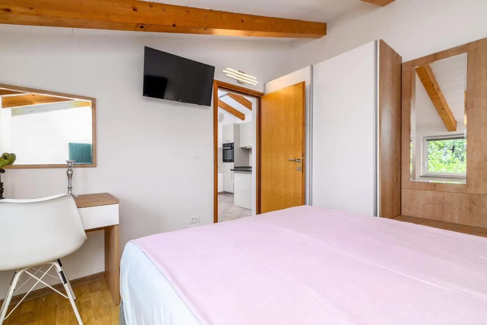 Holiday Apartment In Medulin With Terrace, Air Conditioning, Wifi, Washing Machine 5158-3