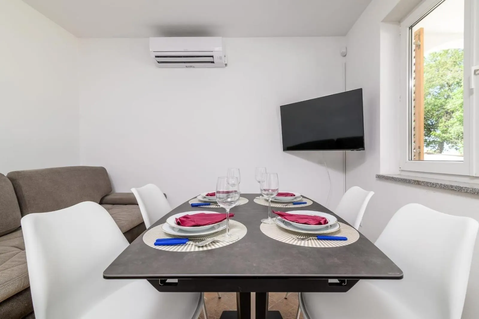 Holiday Apartment In Medulin With Terrace, Air Conditioning, Wifi, Washing Machine 5158-3