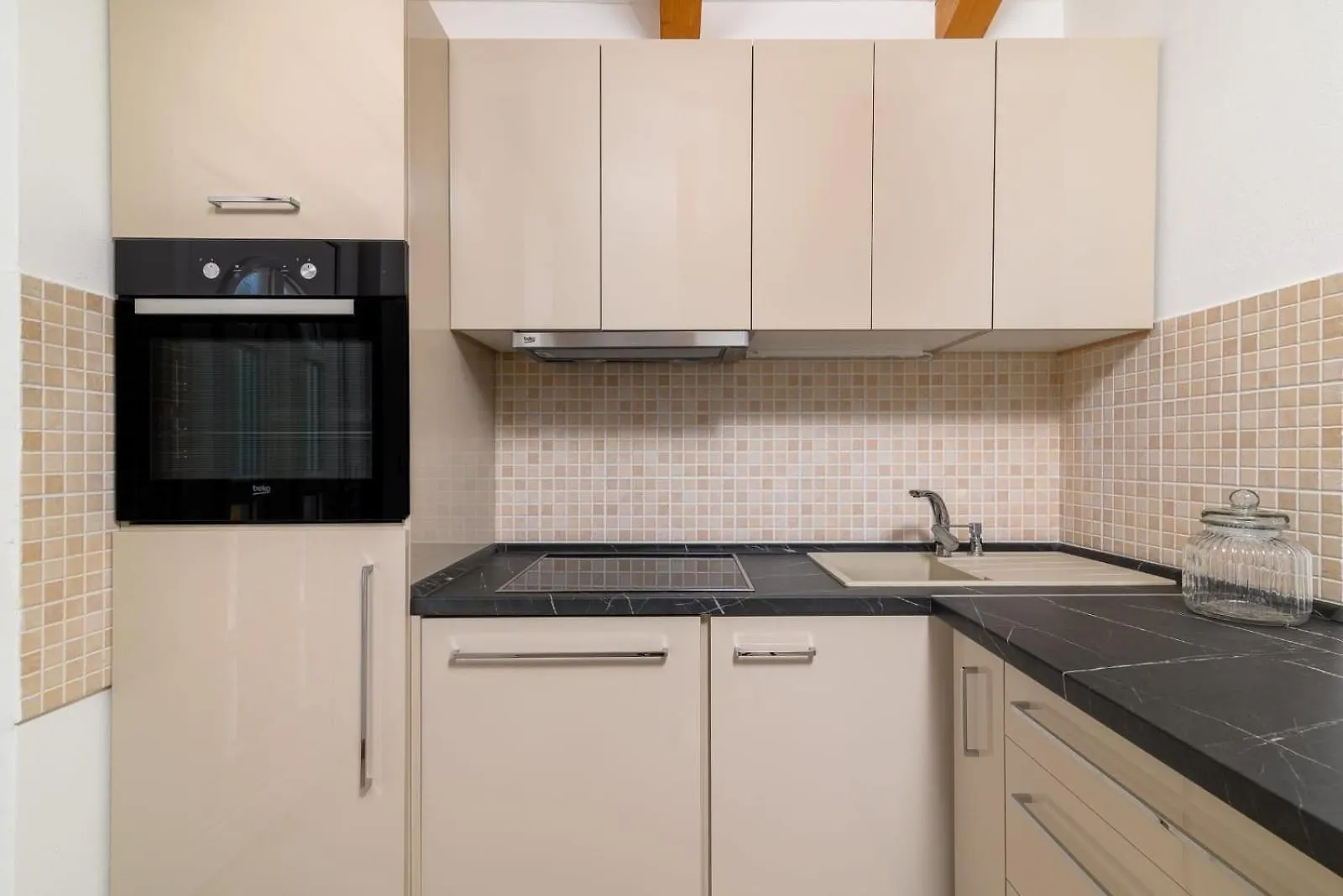 Holiday Apartment In Medulin With Terrace, Air Conditioning, Wifi, Washing Machine 5158-3 Croatia