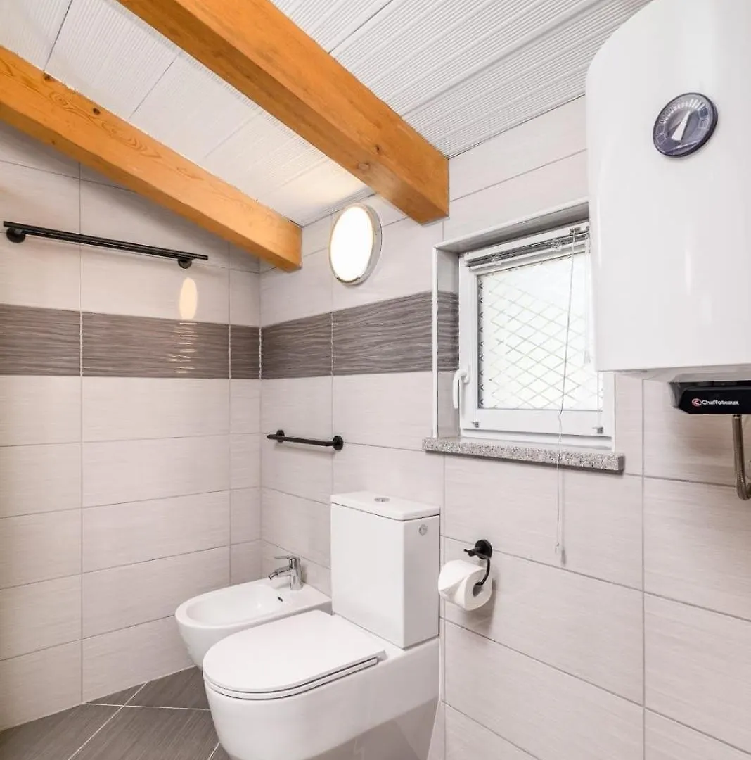 Holiday Apartment In Medulin With Terrace, Air Conditioning, Wifi, Washing Machine 5158-3 0*,  Croatia